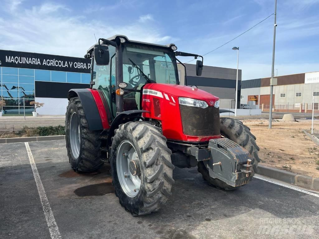 Massey Ferguson 5711 Traktori