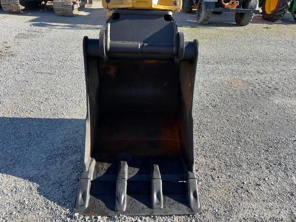 CAT M 318 F Bageri točkaši