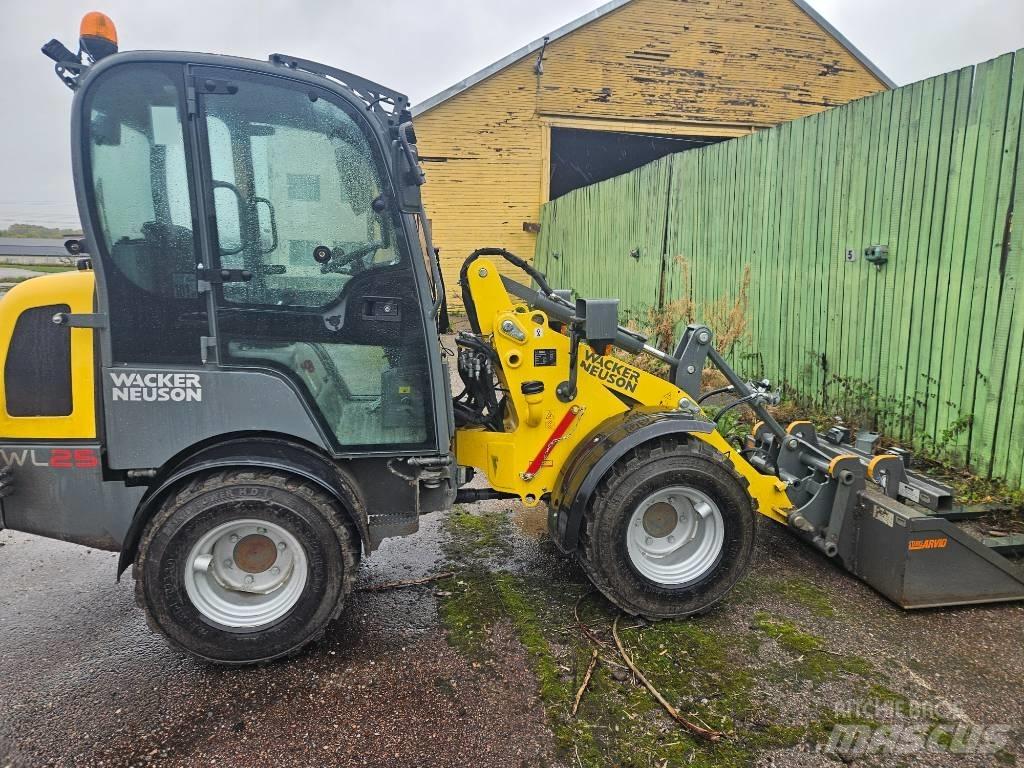 Wacker Neuson WL 25 Utovarivači na točkove