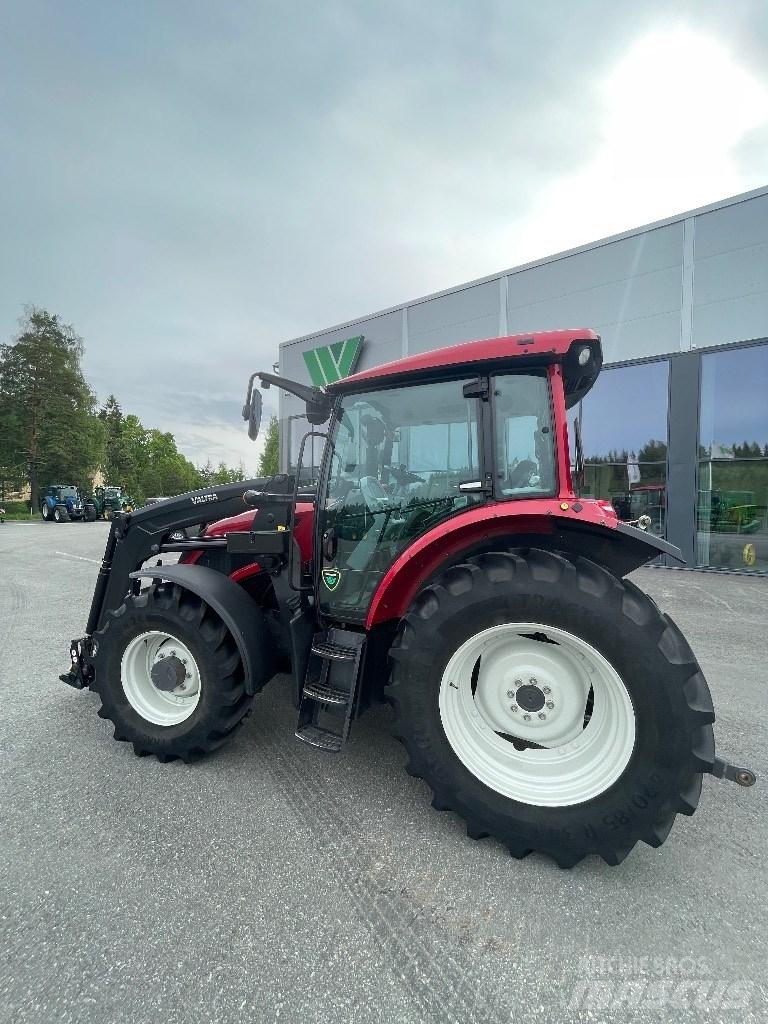 Valtra A105 Traktori