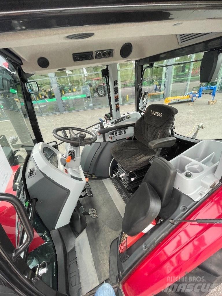 Valtra A105 Traktori