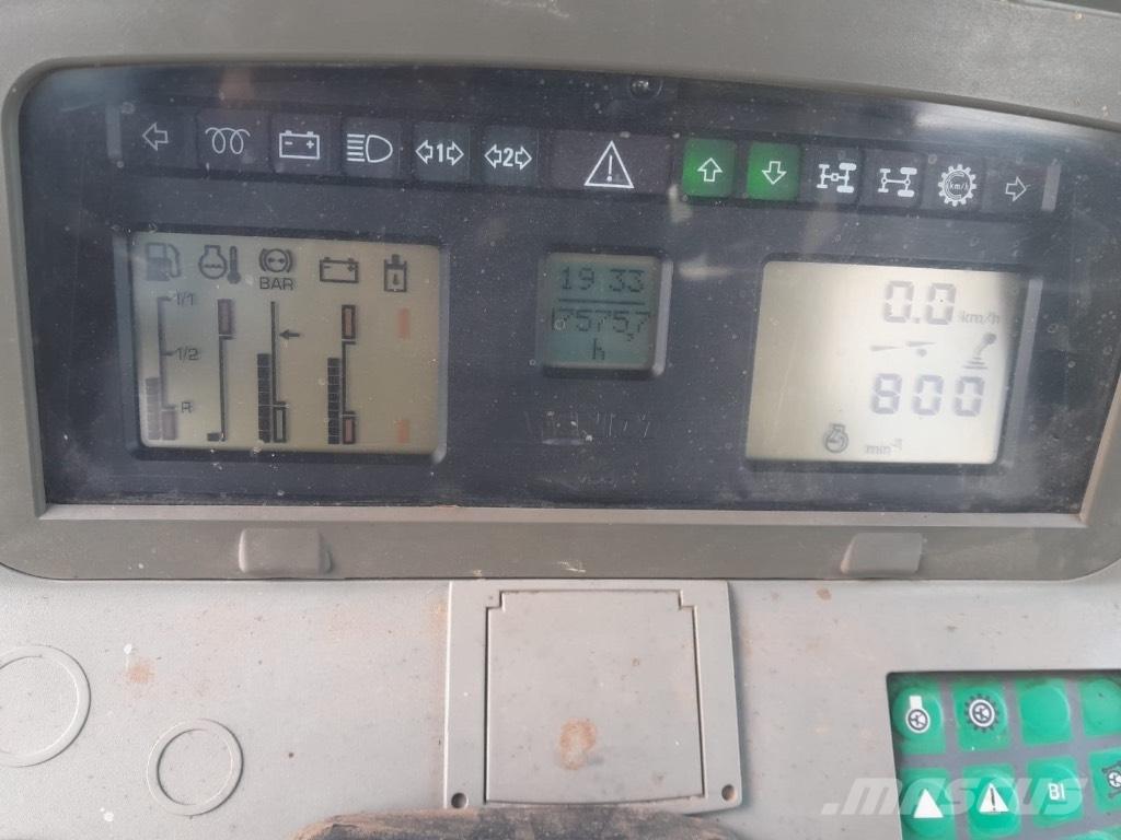 Fendt 712 Vario Traktori