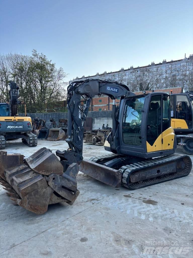 Mecalac 8 M CR Midi bageri 7t – 12t