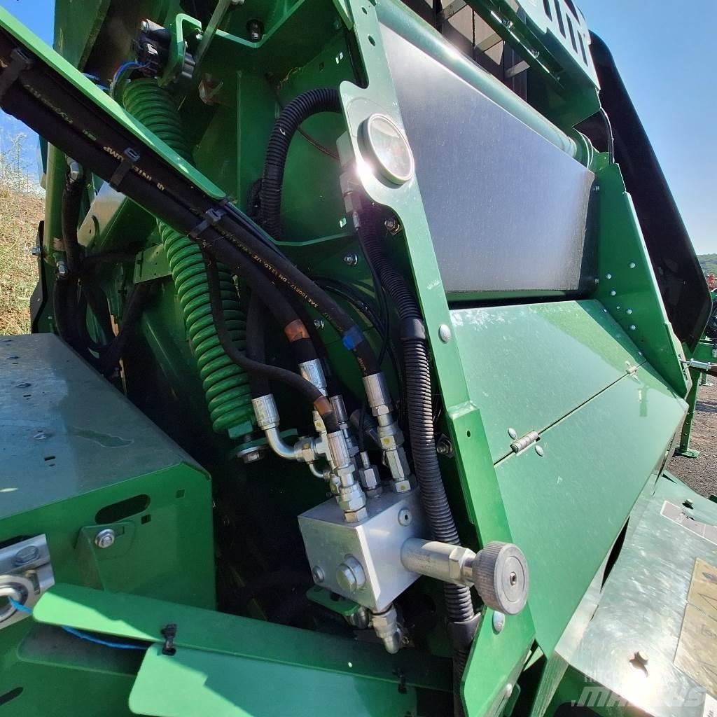 John Deere V 451 M Prese/balirke za rolo bale