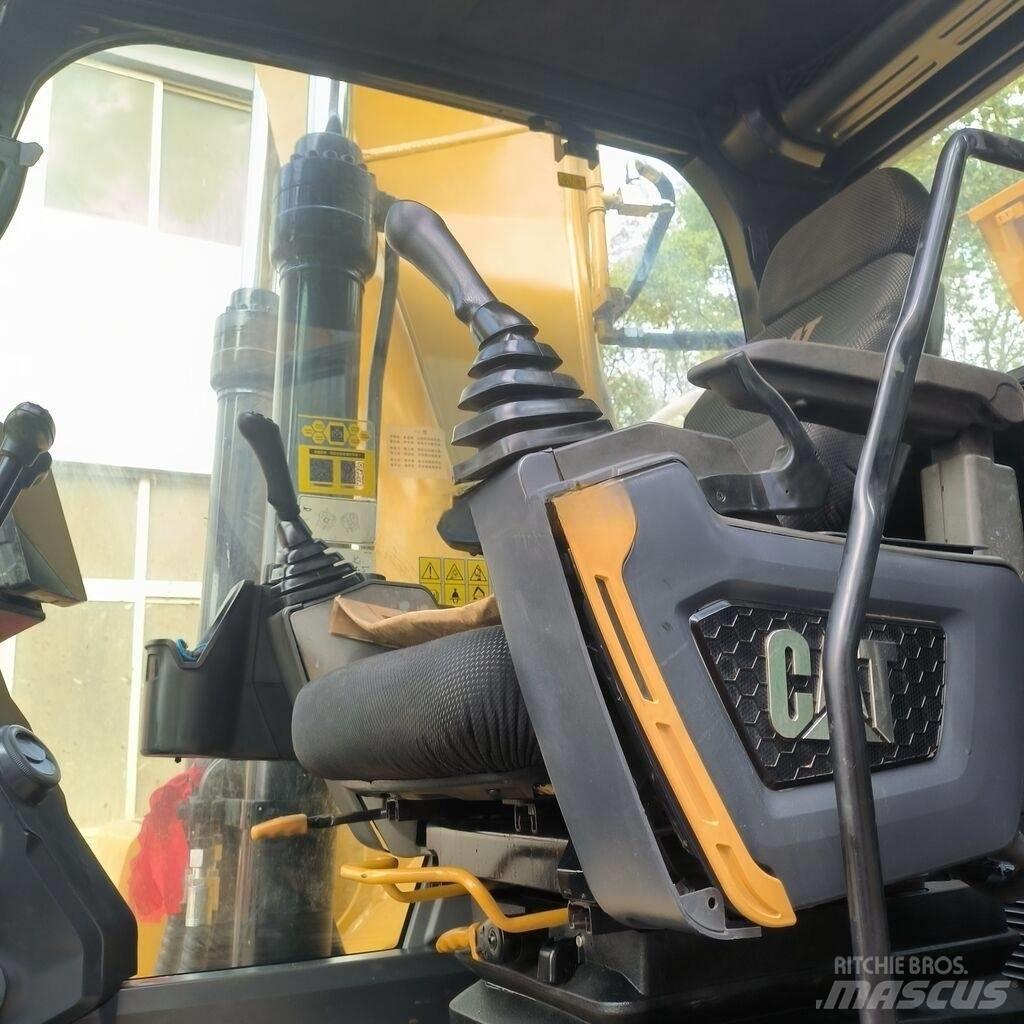 CAT 320 GC Bageri guseničari