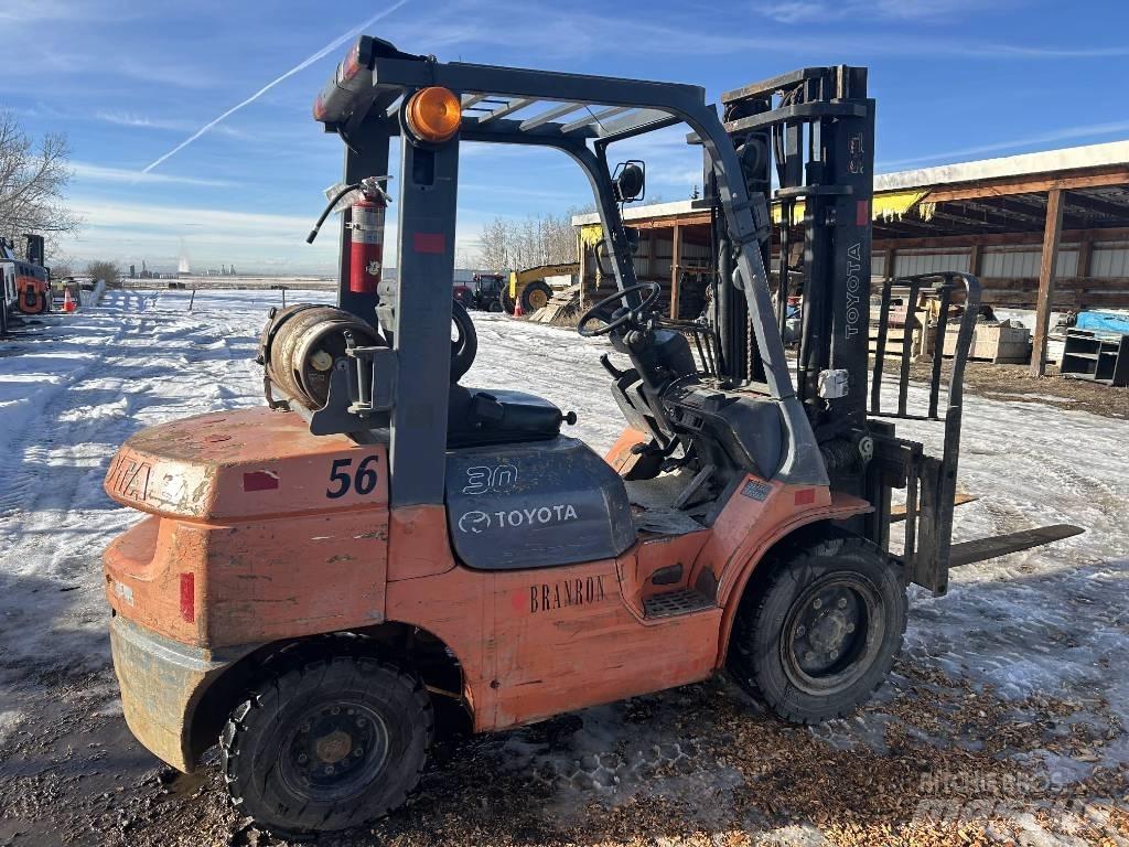 Toyota 7 FG U 30 Viljuškari - ostalo
