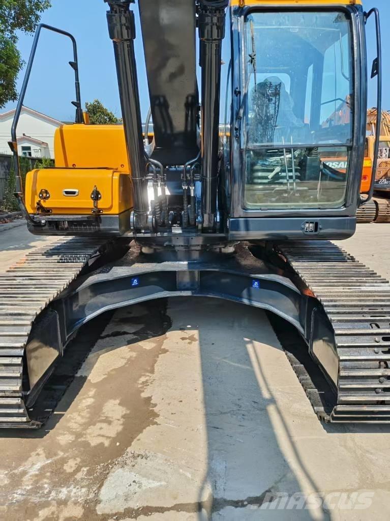 Hyundai R220LC-9S Bageri guseničari