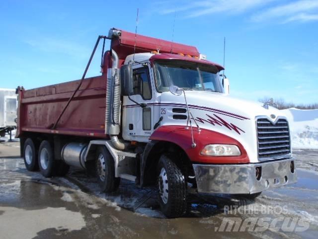 Mack CX 613 Kiperi kamioni