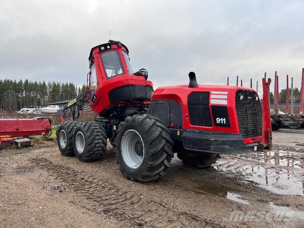 Komatsu 931 Harversteri