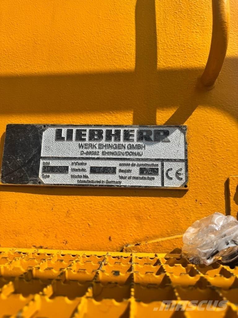 Liebherr LR 1400-2 Derik kranovi