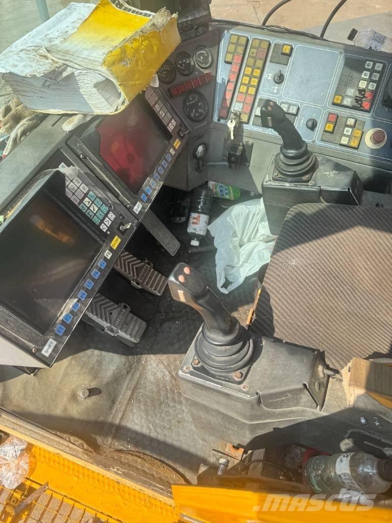 Liebherr LR 1400-2 Derik kranovi
