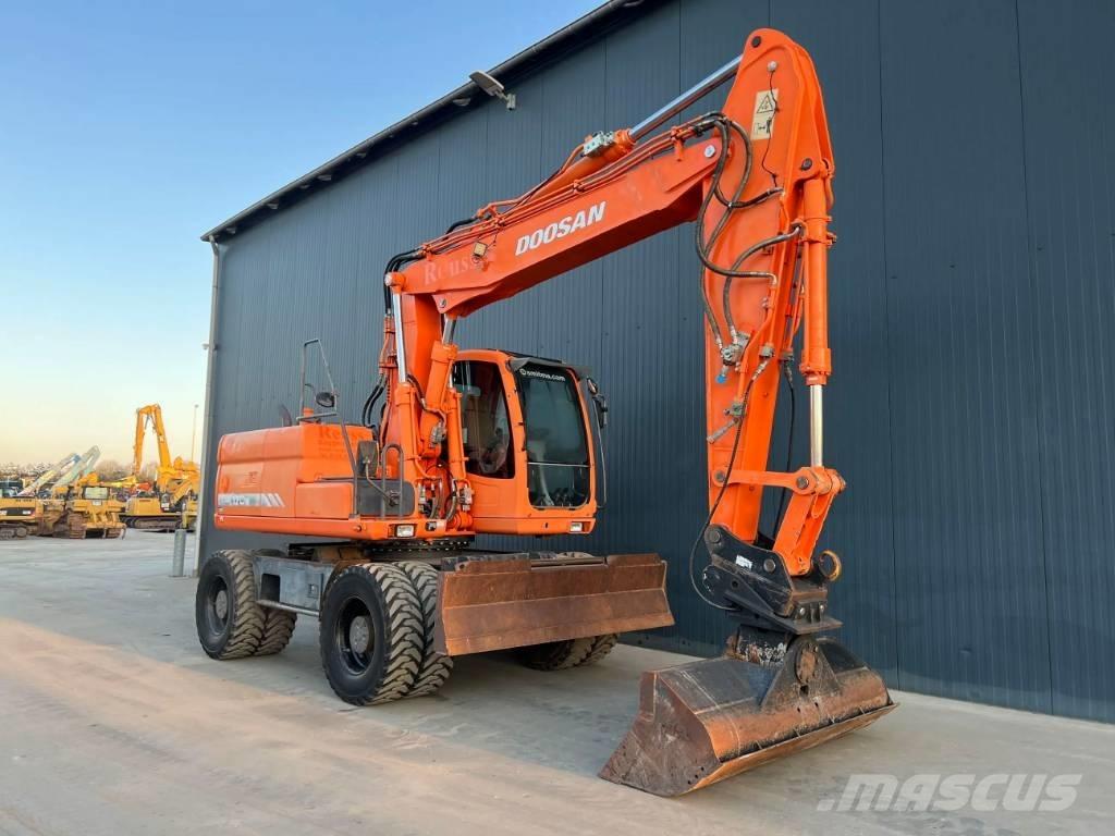 Doosan DX170W Bageri točkaši