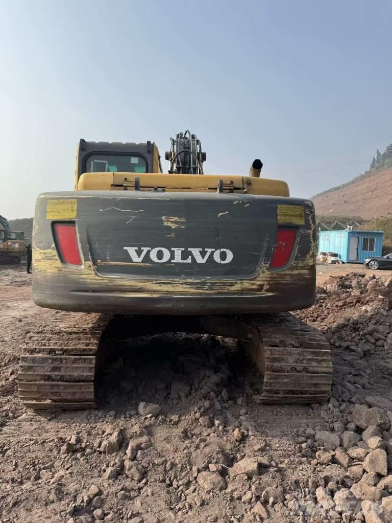 Volvo EC140B Bageri guseničari
