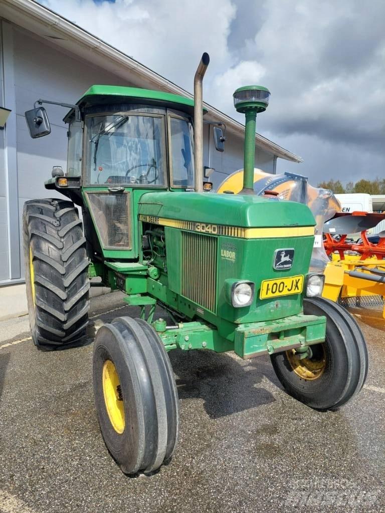 John Deere 3040 Traktori