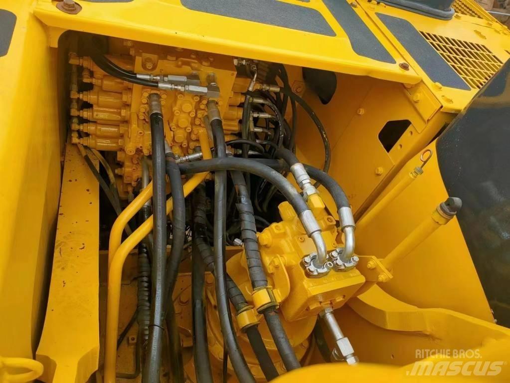 Komatsu PC 220-7 Bageri guseničari
