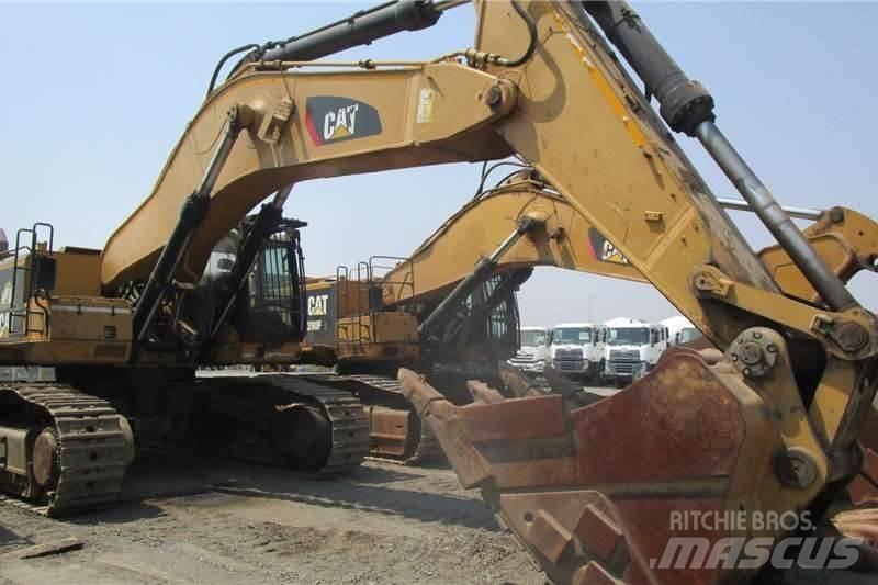 CAT 385C Mini bageri < 7t
