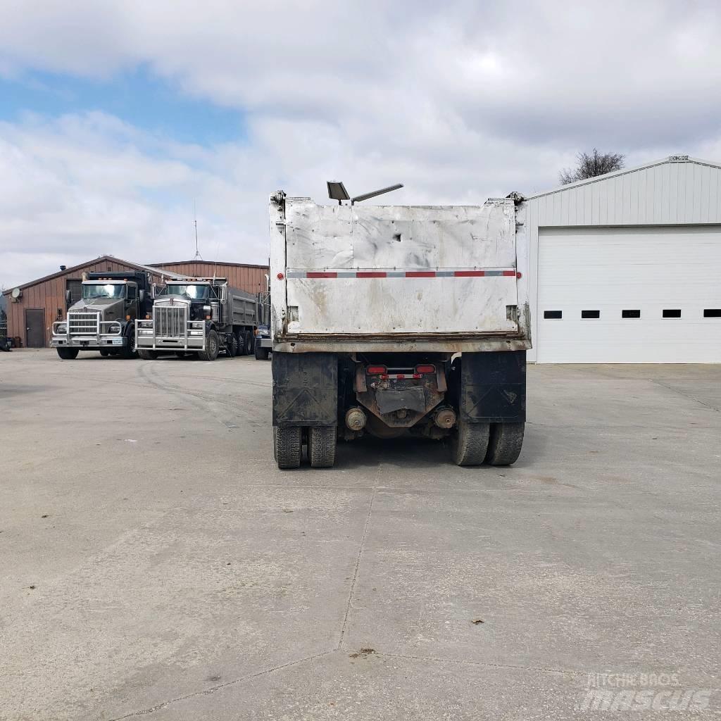 Ford L 9000 Kiperi kamioni