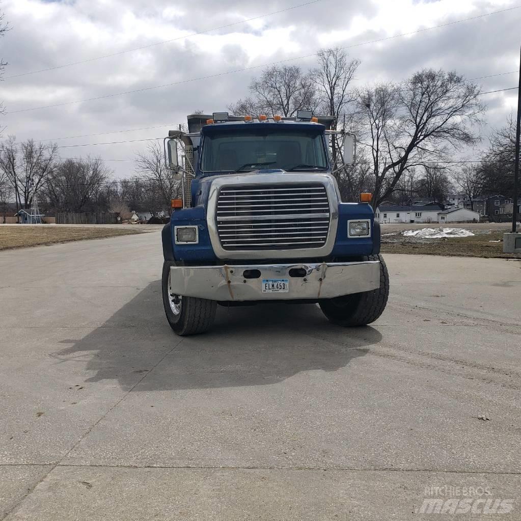 Ford L 9000 Kiperi kamioni