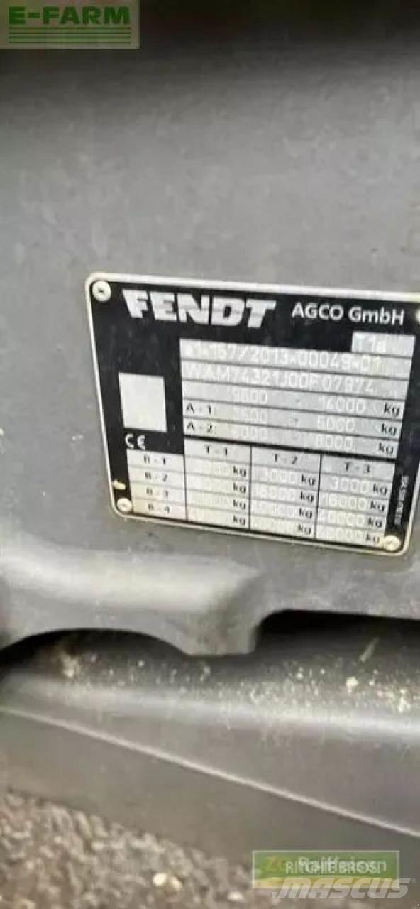 Fendt 724 vario Traktori