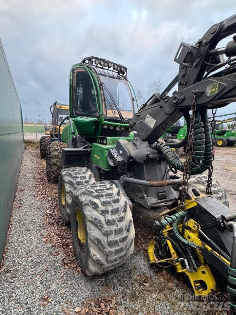 John Deere 1070G Harversteri