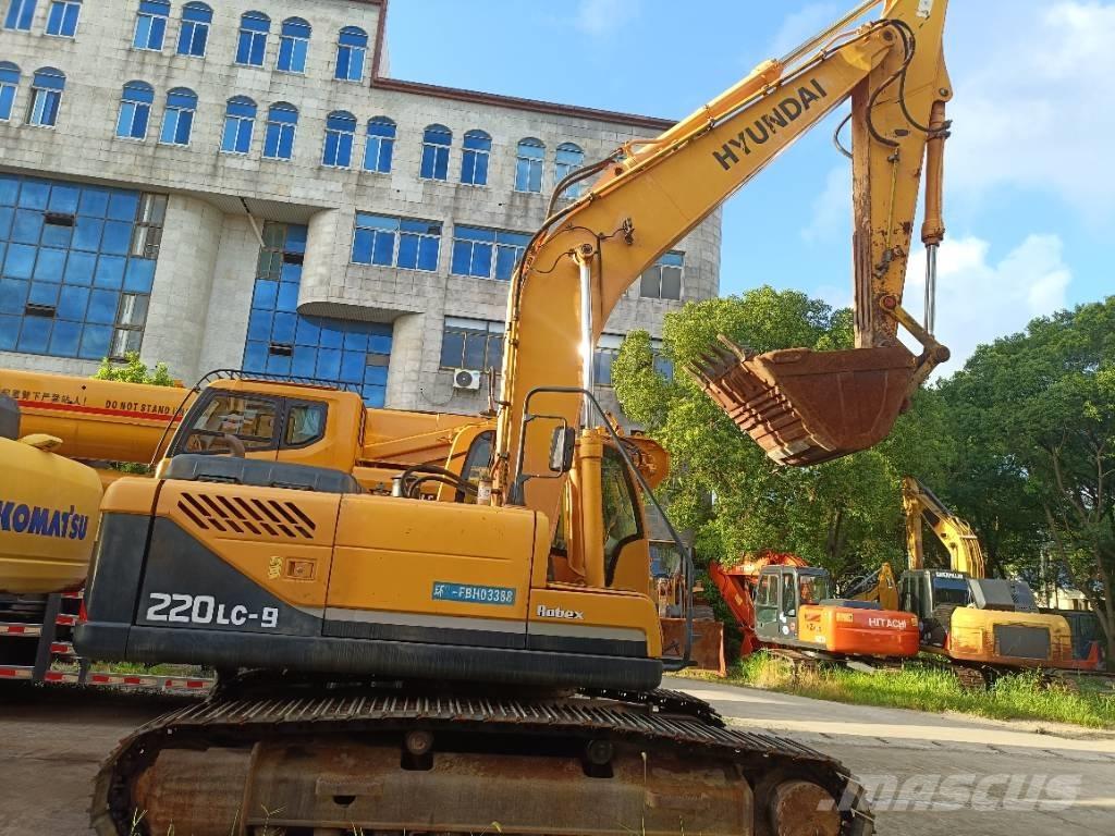 Hyundai R220LC-9 Bageri guseničari