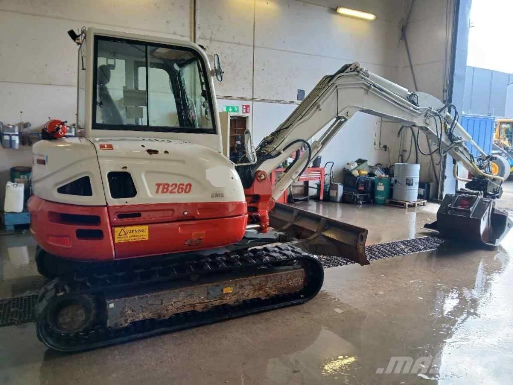 Takeuchi TB 260 Mini bageri < 7t