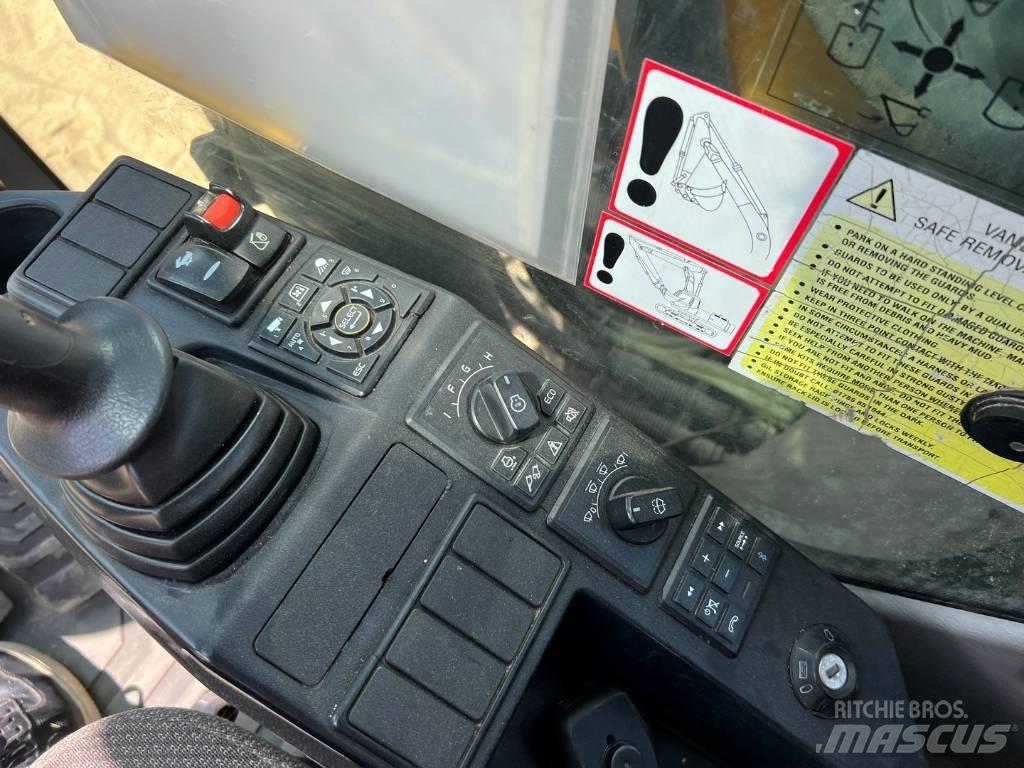 Volvo EC 220 DL Bageri guseničari