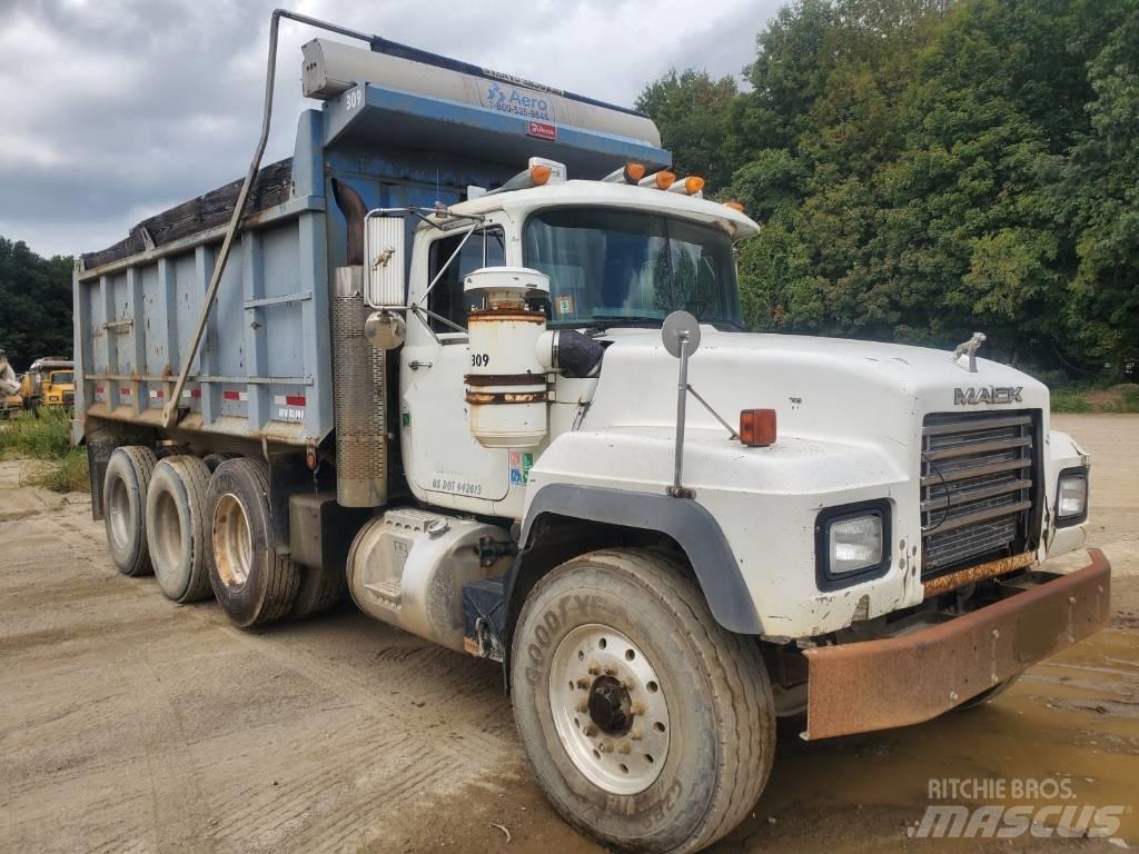 Mack RD688s Kiperi kamioni
