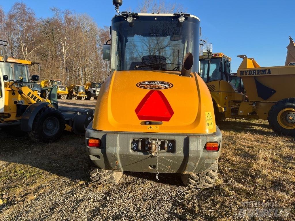 Liebherr L 506 Utovarivači na točkove