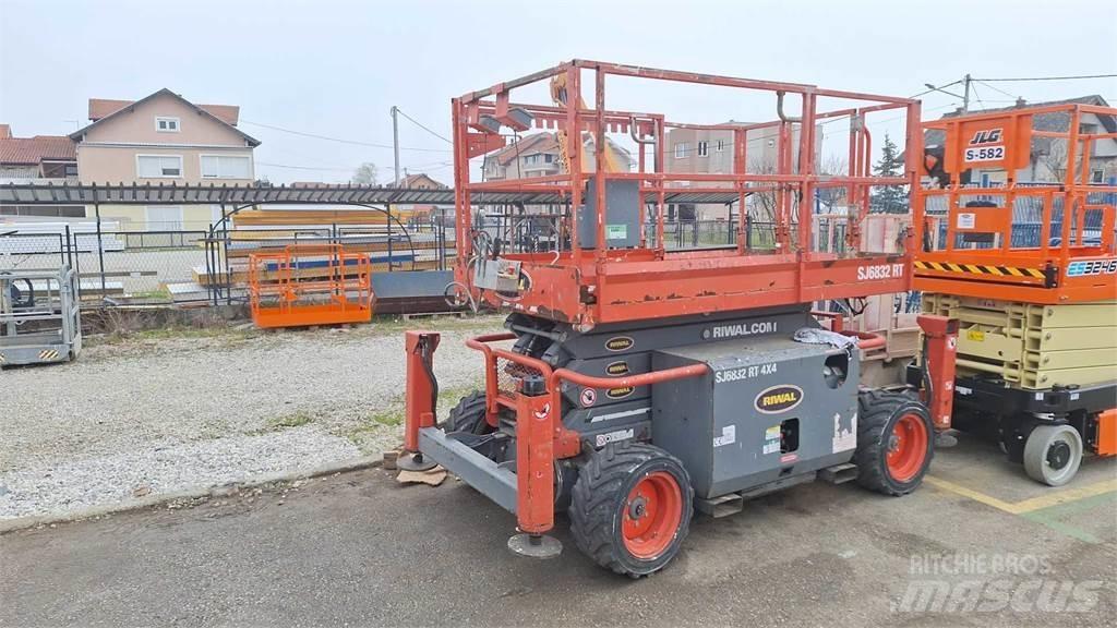 SkyJack SJ6832RTE Makazaste platforme