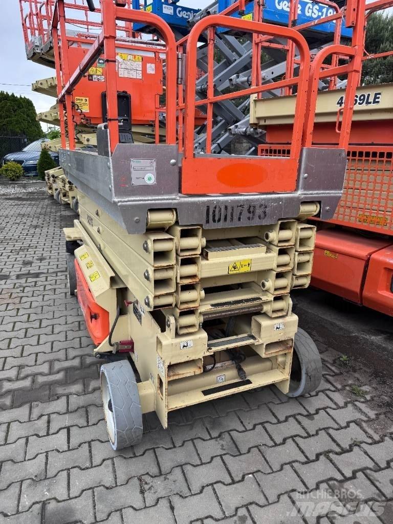 JLG 3246 ES Makazaste platforme