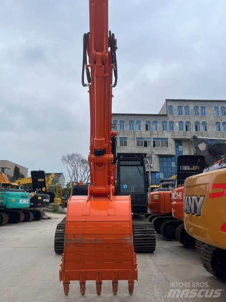 Hitachi ZX 200 Bageri guseničari