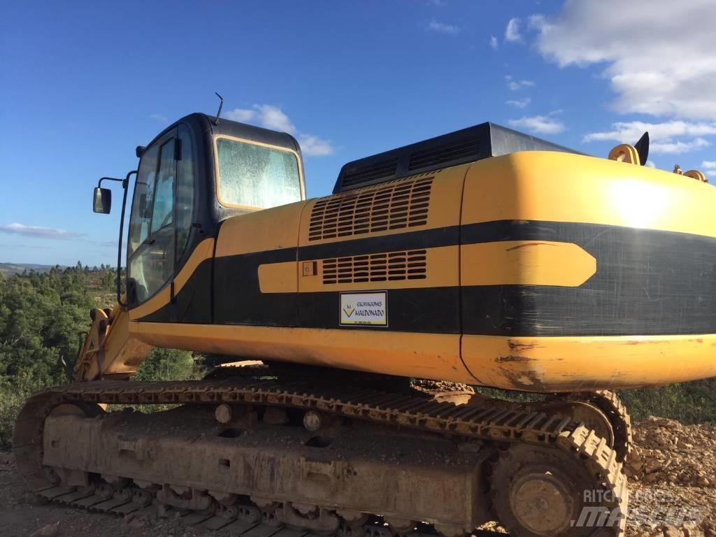 JCB JS 330 Bageri guseničari