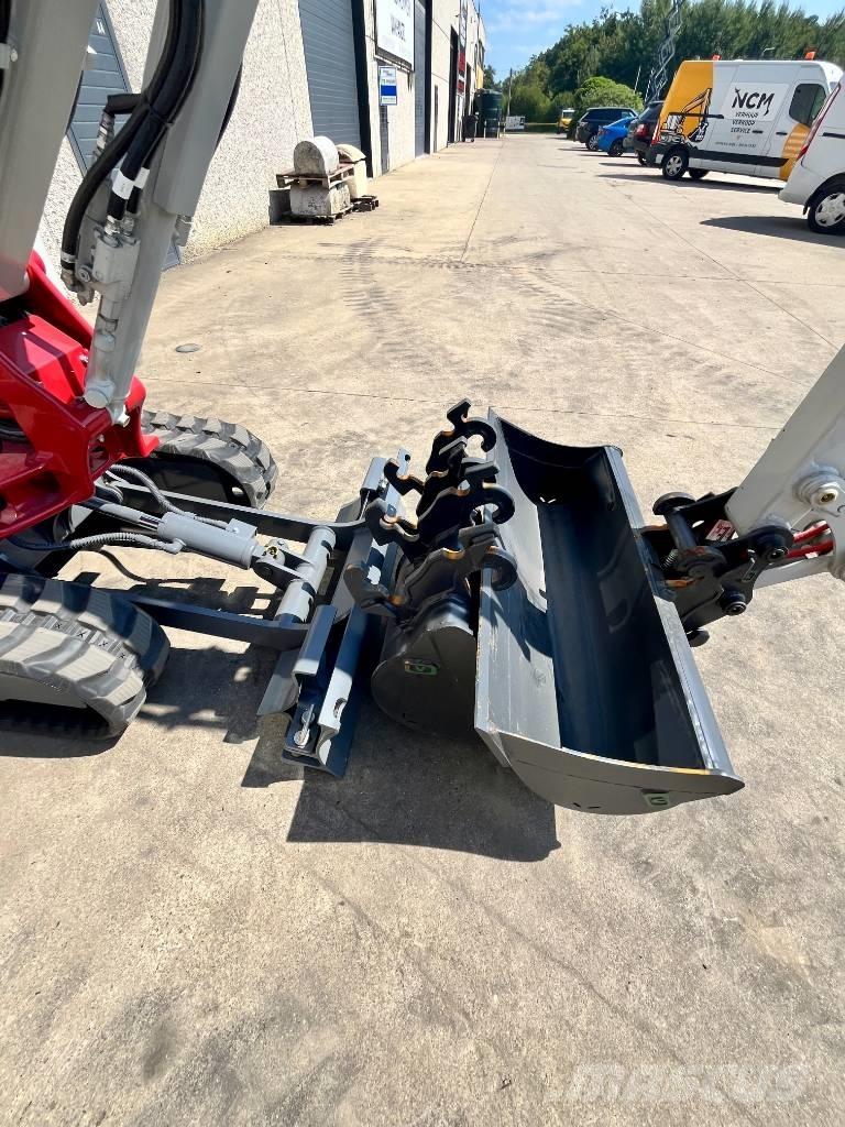 Takeuchi TB 225 Mini bageri < 7t