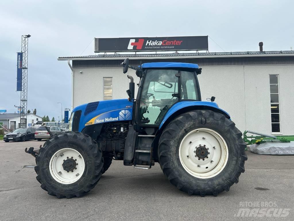 New Holland TG 230 Traktori