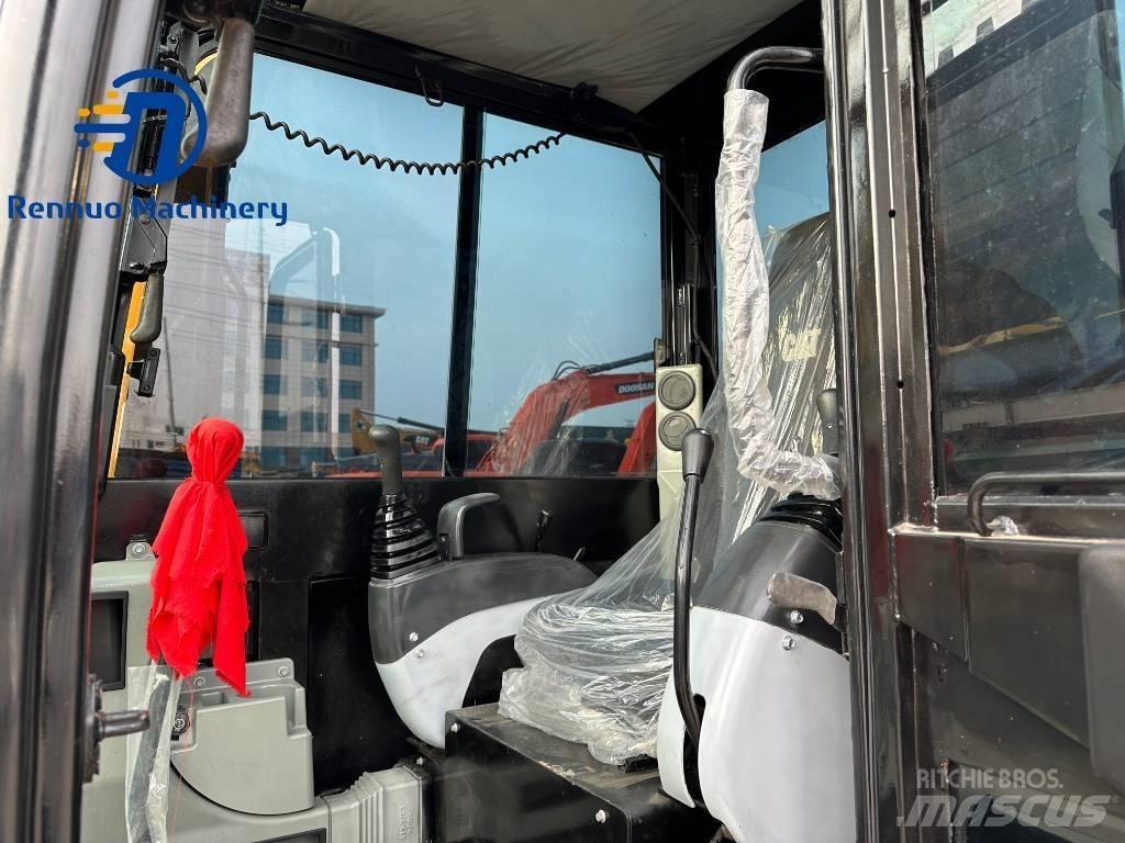 CAT 306E with rubber Mini bageri < 7t