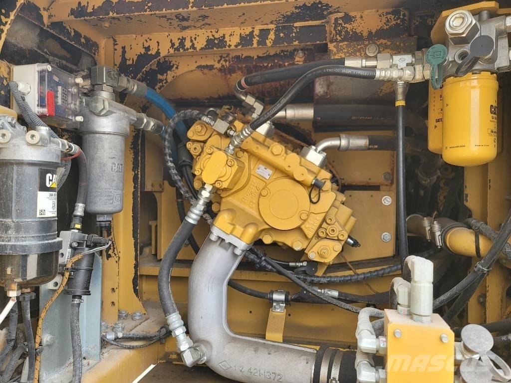CAT 330FL Bageri guseničari