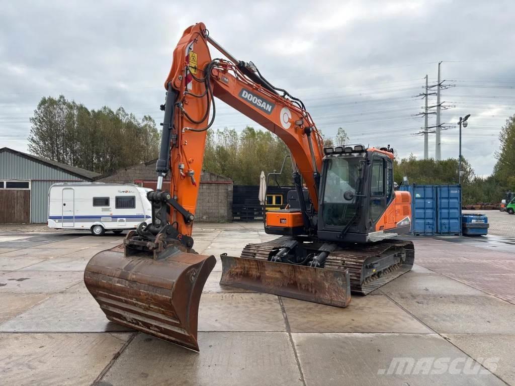 Doosan DX140LC-7 Bageri guseničari