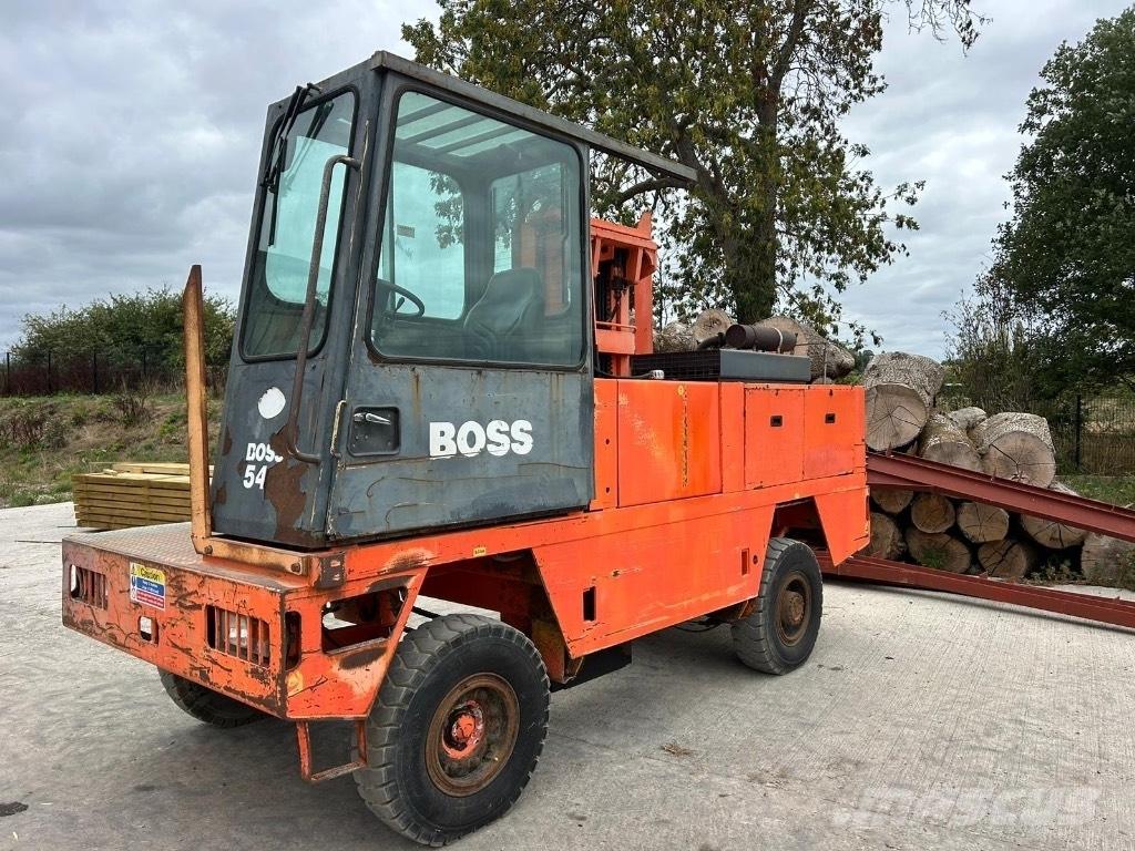 Boss 546 Bočni viljuškari