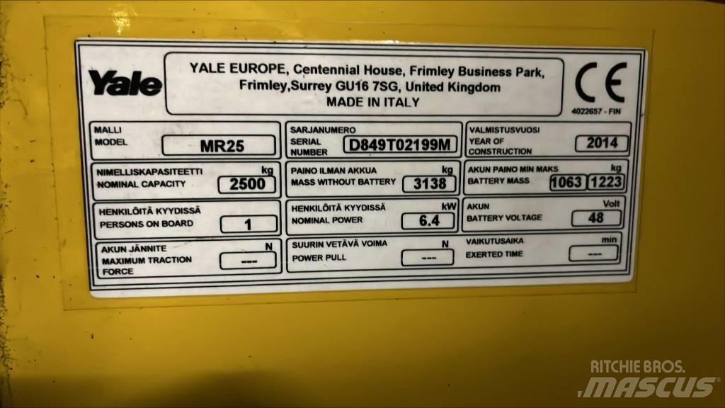 Yale MR25 Viljuškari sa pomičnim stupom
