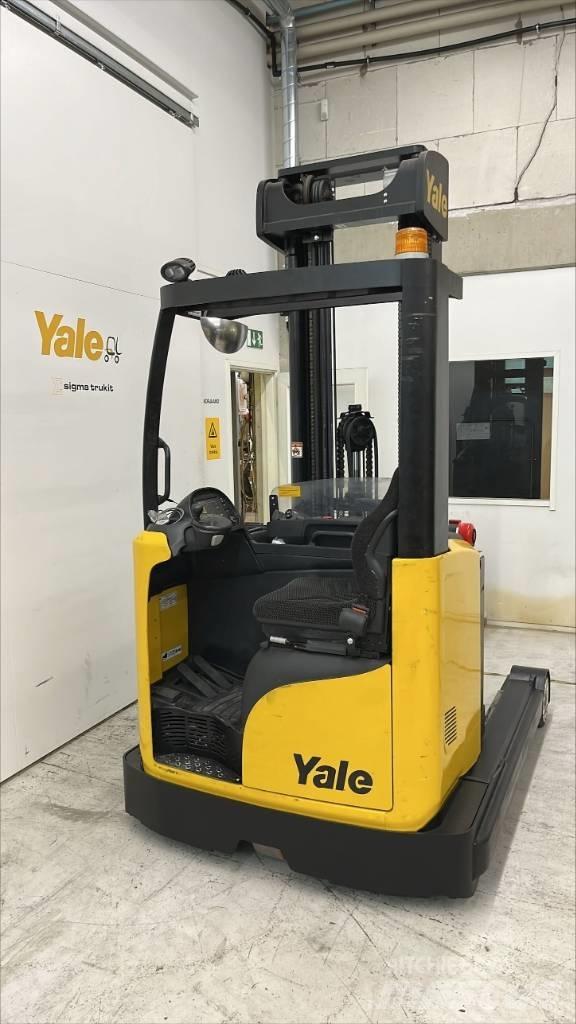 Yale MR25 Viljuškari sa pomičnim stupom