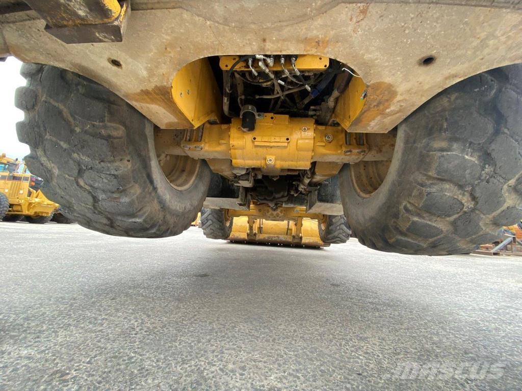 CAT 432F2 NVT Rovokopači