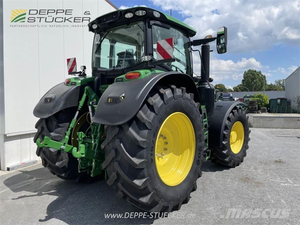 John Deere 6250R Traktori