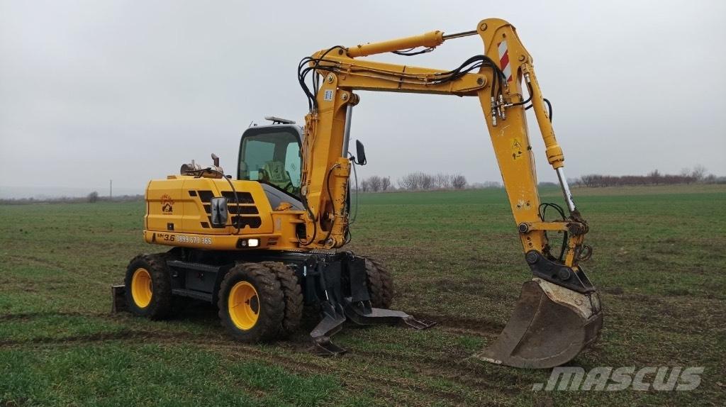 New Holland MH 3.6 Bageri točkaši