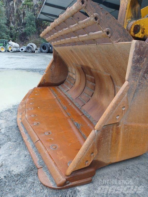 Komatsu WA800-3 Utovarivači na točkove