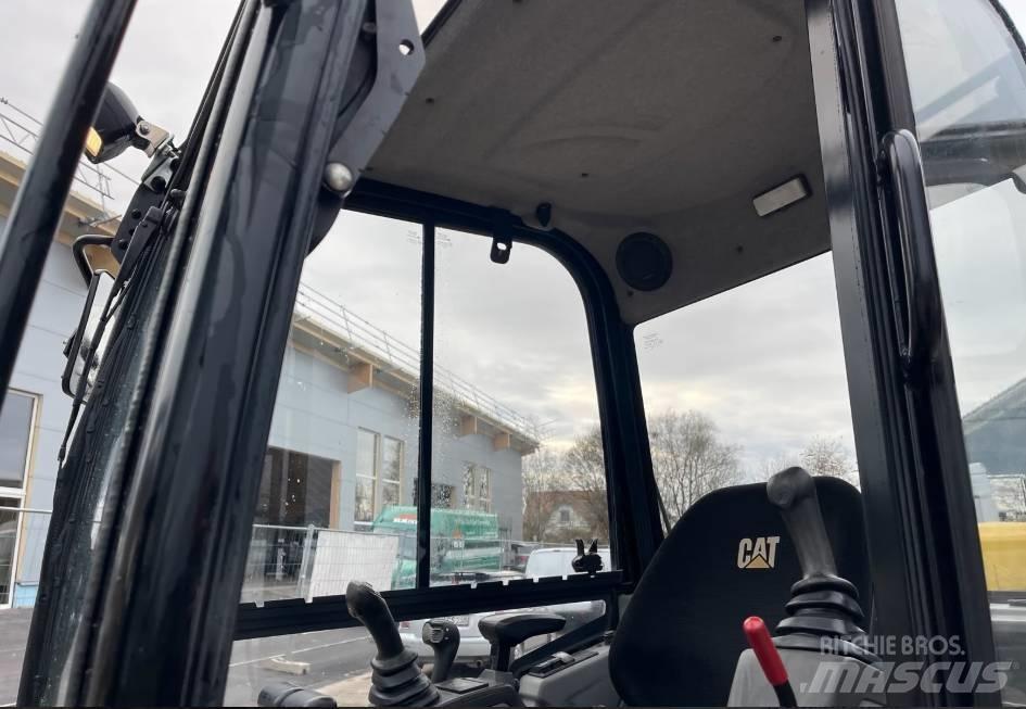 CAT 301.7 D Mini bageri < 7t