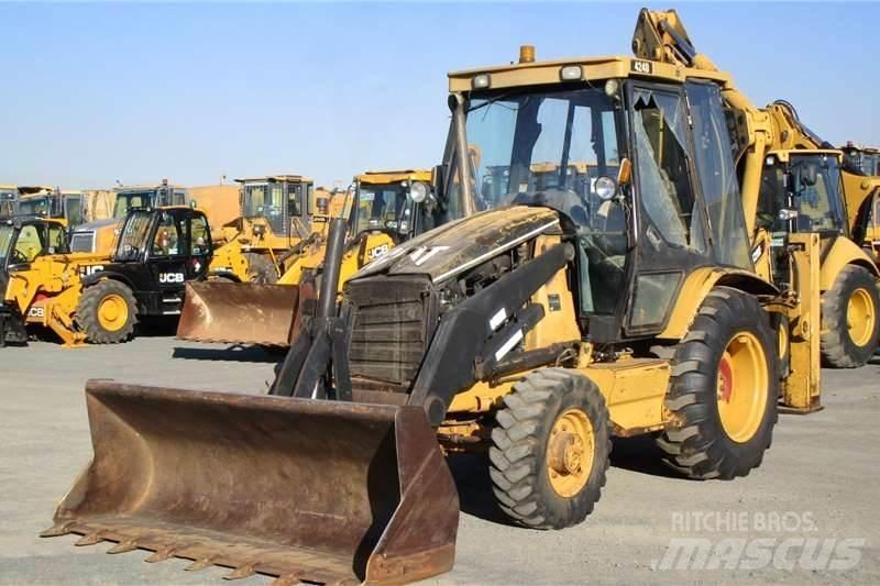 CAT 424D Rovokopači