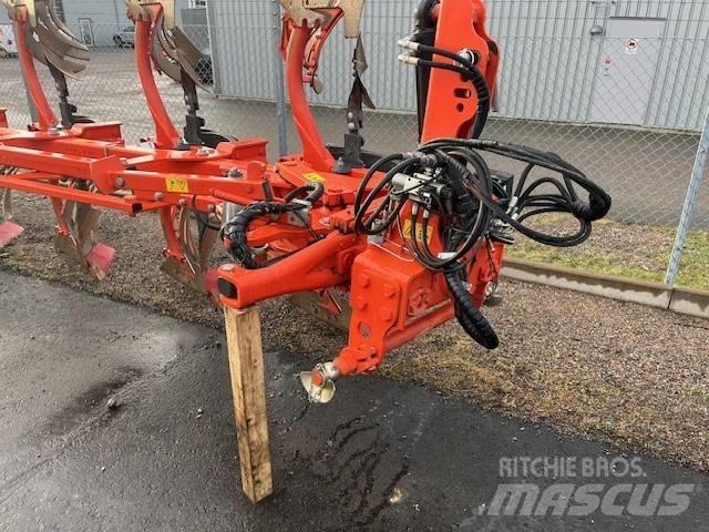 Kubota RM 4005 V Plugovi obrtači