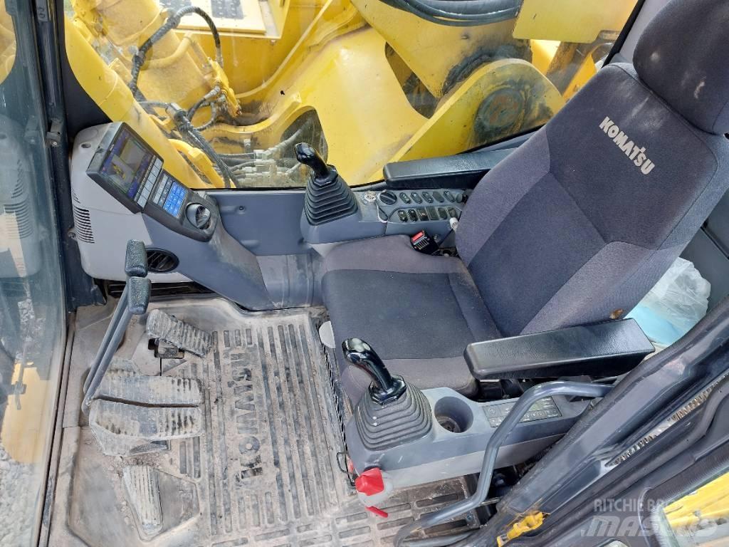 Komatsu PC700LC-11 Bageri guseničari