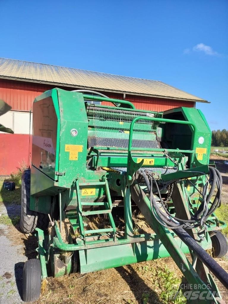 McHale Fusion 1 Prese/balirke za rolo bale